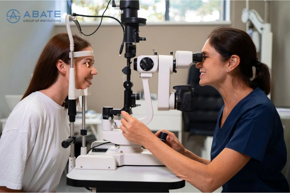 Digital Tools, AR, and AI: The New Age of Optometry Training